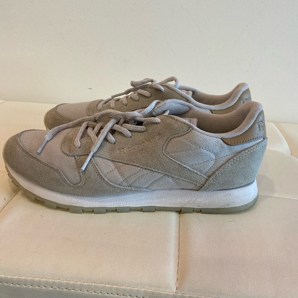 Reebok Classic Running Shoe